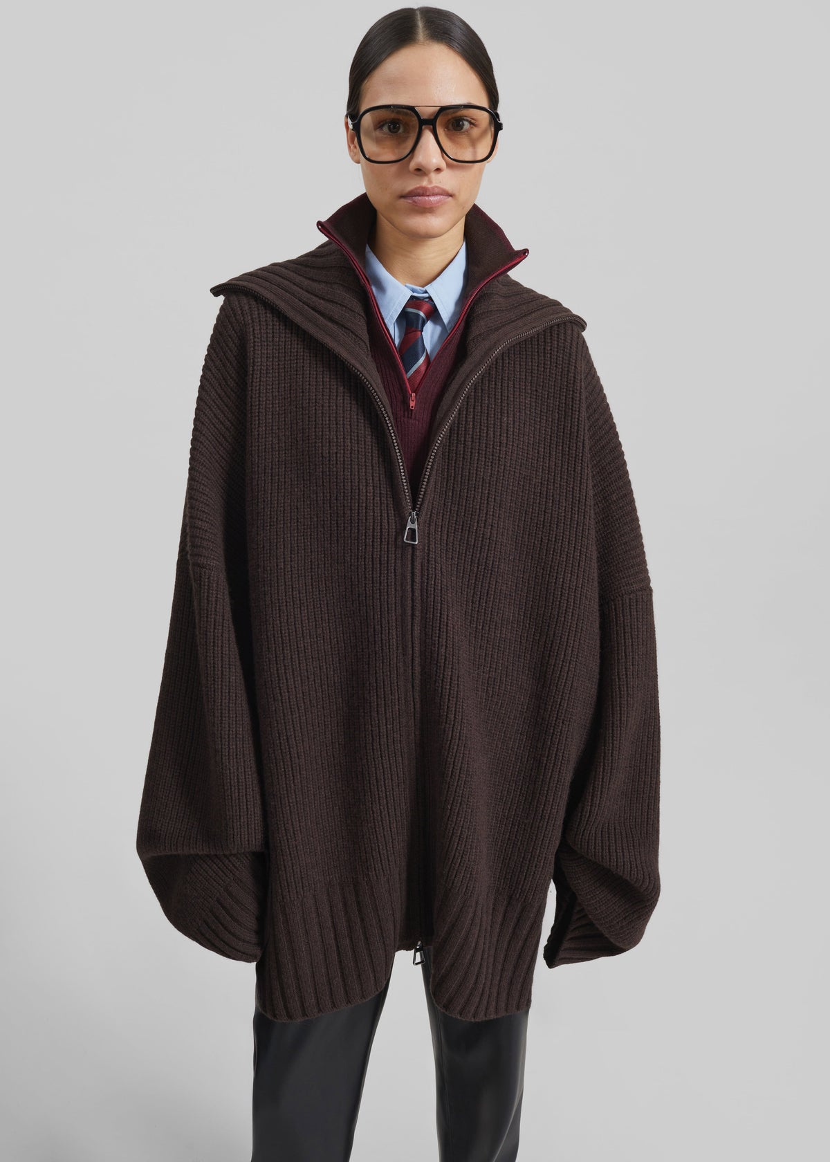 Veda Oversized Zip-Up Cardigan - Brown – view 7 of 10
