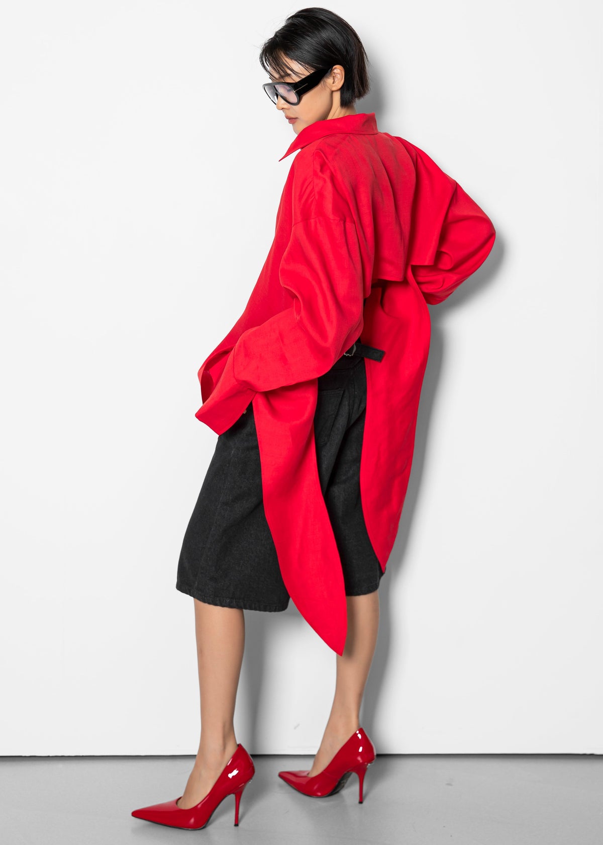 Velia Cut-Out Back Shirt - Red – view 5 of 11