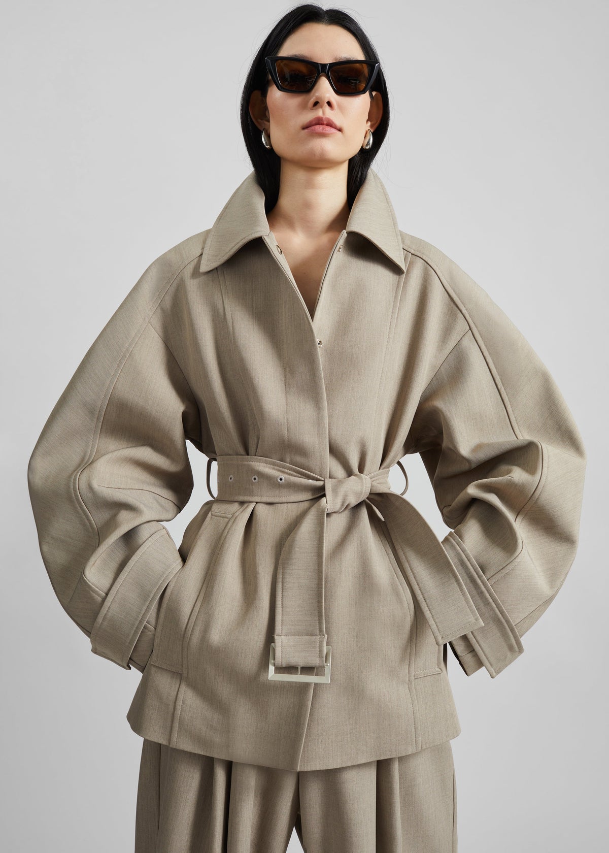 Venlo Curve Sleeve Belted Jacket - Beige – view 4 of 9