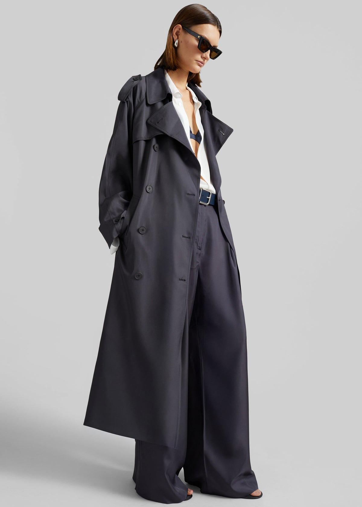 Veyron Silk Trench - Storm Grey – view 4 of 7