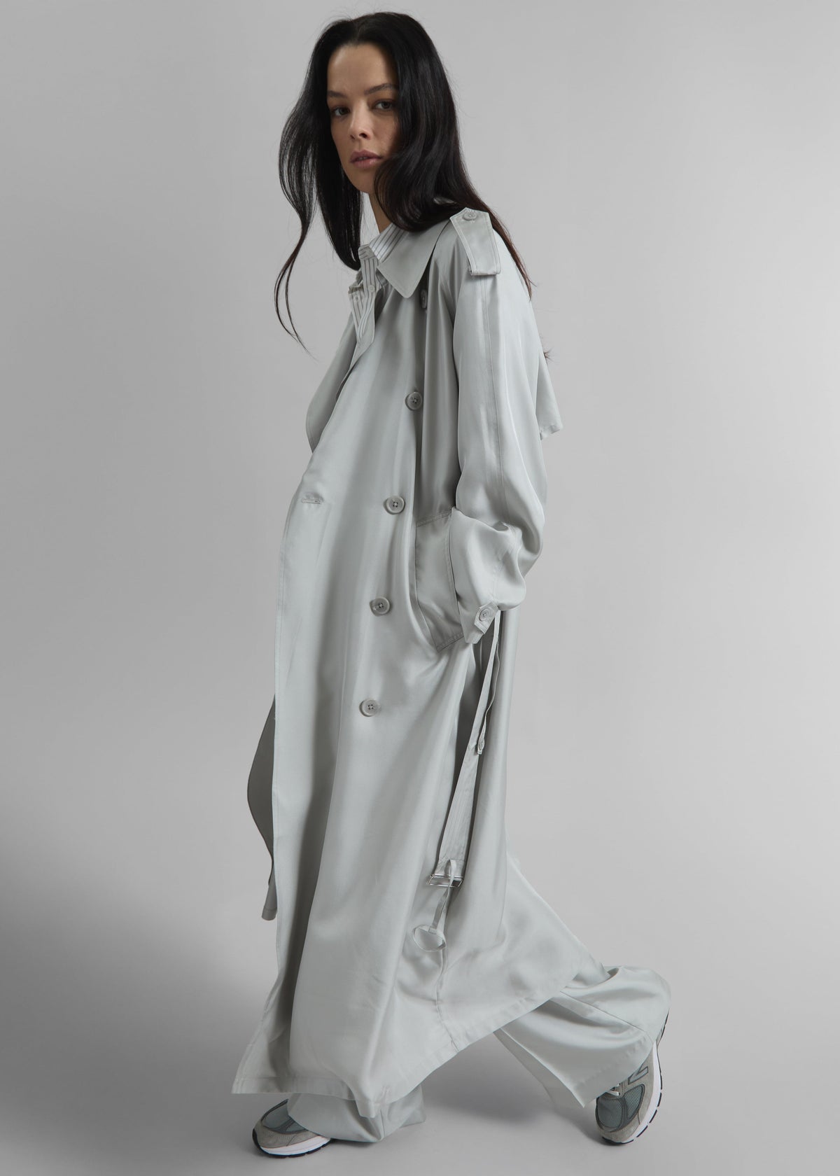 Veyron Silk Trench - Grey – view 2 of 8
