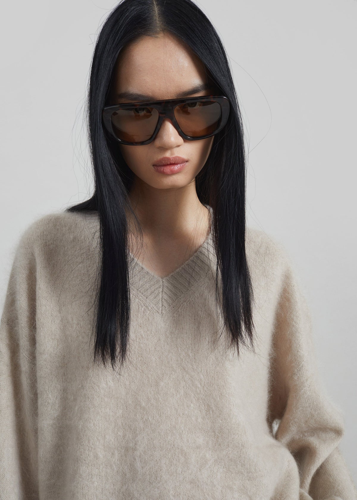 Vilhena Wool Fuzzy V-Neck Sweater - Beige – view 3 of 7