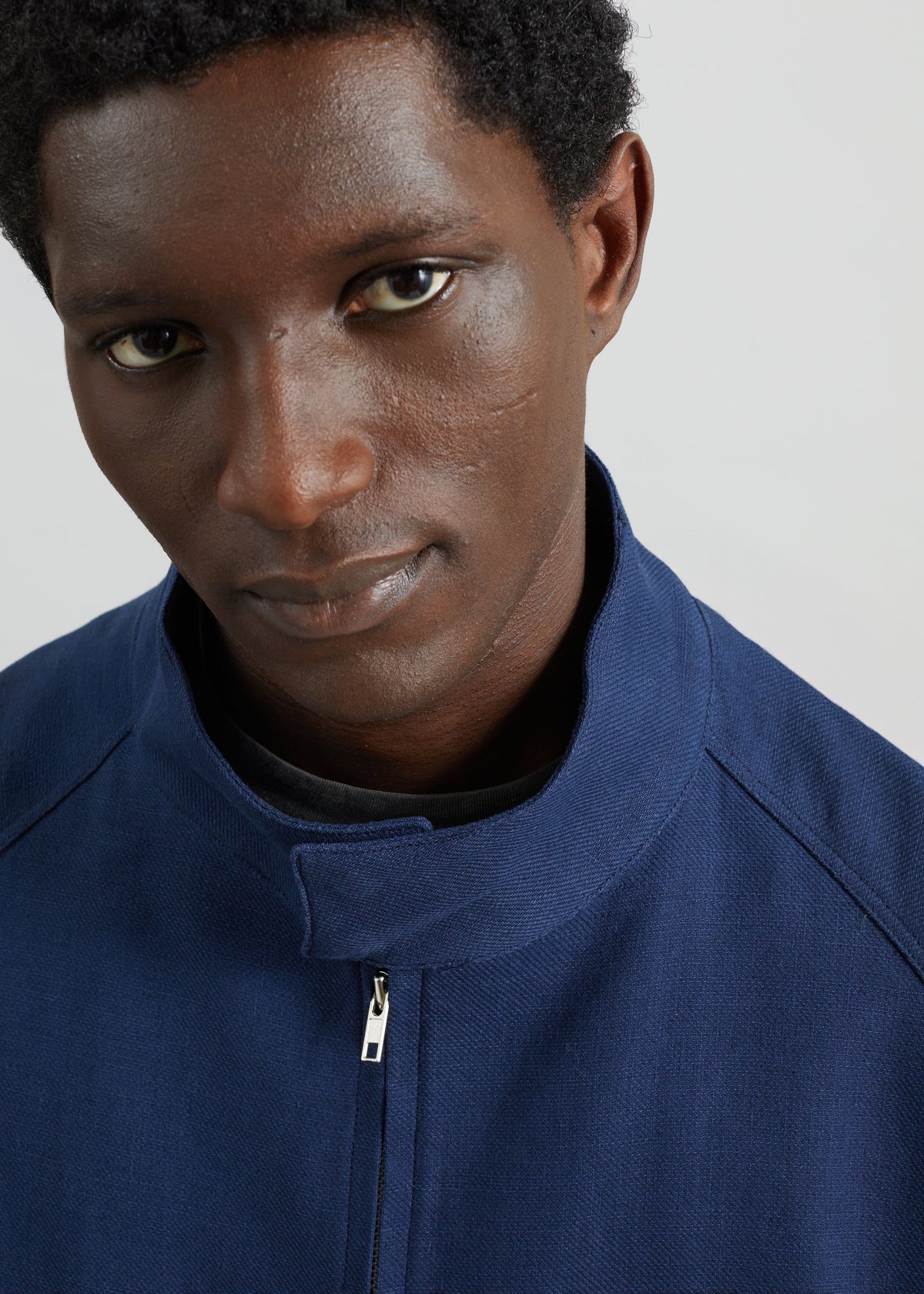 Zave Linen Sleeveless Jacket - Navy – view 4 of 7