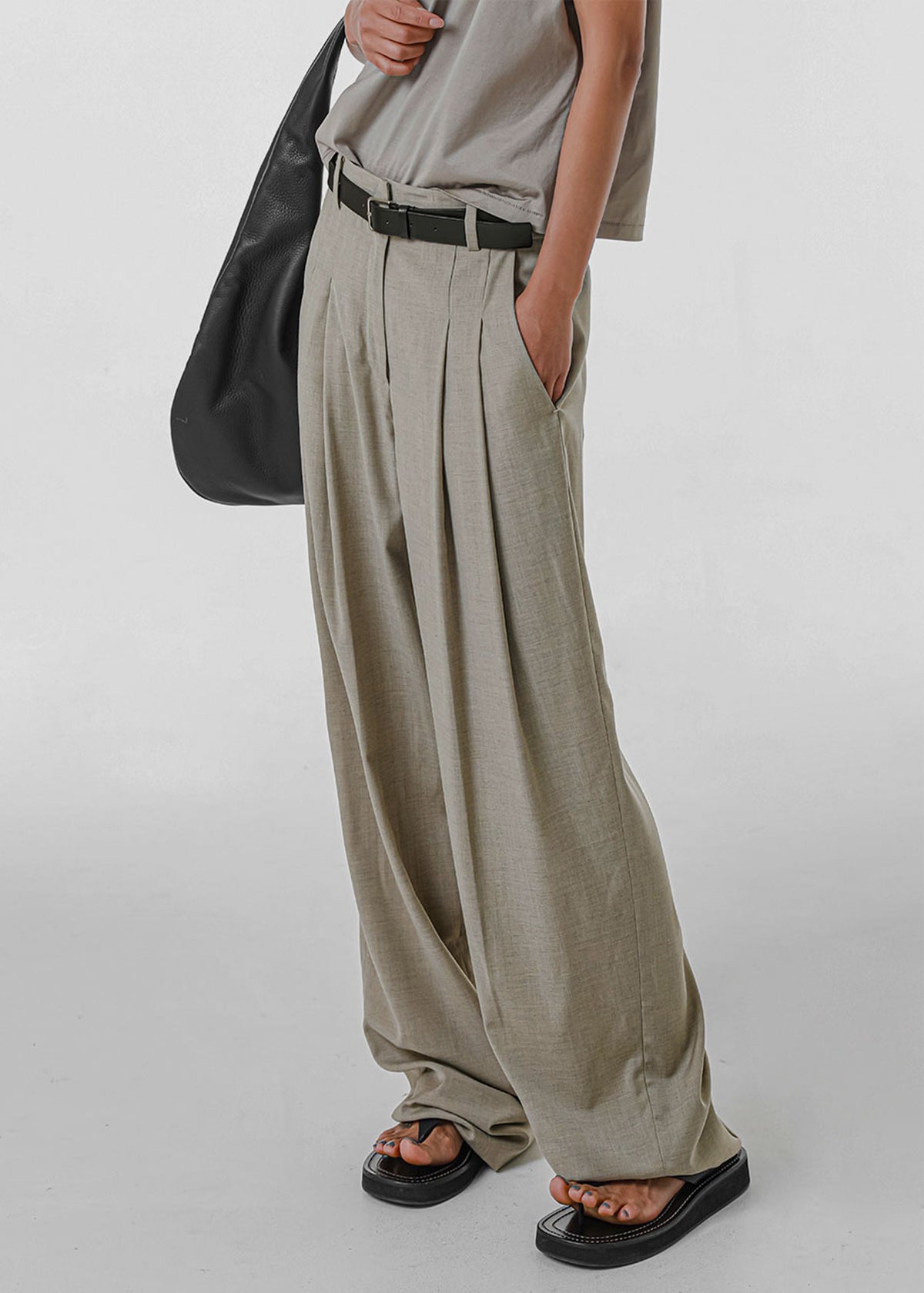 Gelso Pleated Trousers - Light Taupe Melange – view 1 of 15