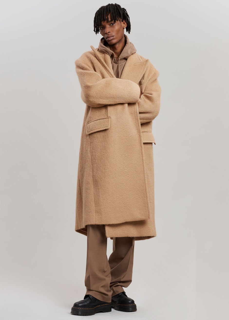 John Oversized Coat - Camel Coat [gender-male] – view 11 of 17